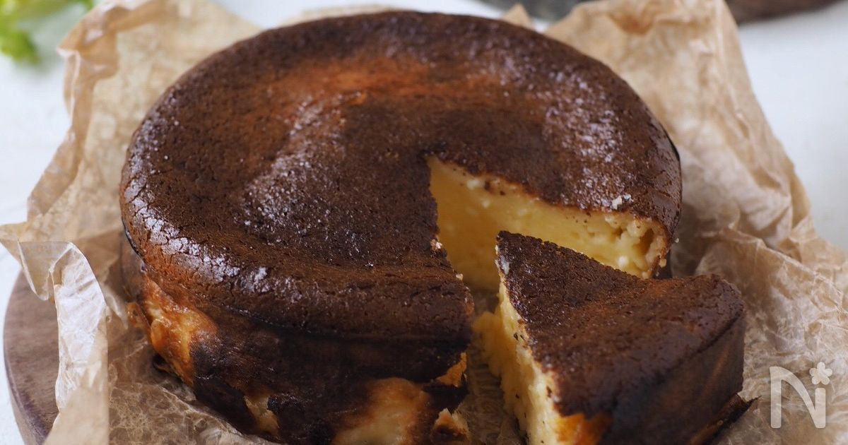 3種チーズのバスクチーズケーキ【ワンボウ混ぜるだけ・簡単】