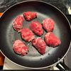 ごはんが進む簡単おかず！新玉ねぎの肉巻きすき焼き風の工程2