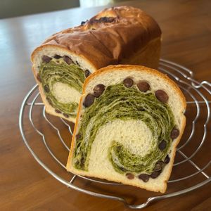 こむぎの作ってみた!投稿(抹茶と甘納豆のマーブルパン)