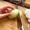 【厚揚げのチリ風とろたまスープ】甘辛でハマる！節約スープ♡の下準備