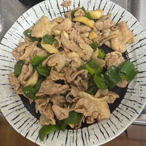 モティの作ってみた!投稿(豚こまとピーマンとエリンギのオイマヨ炒め)