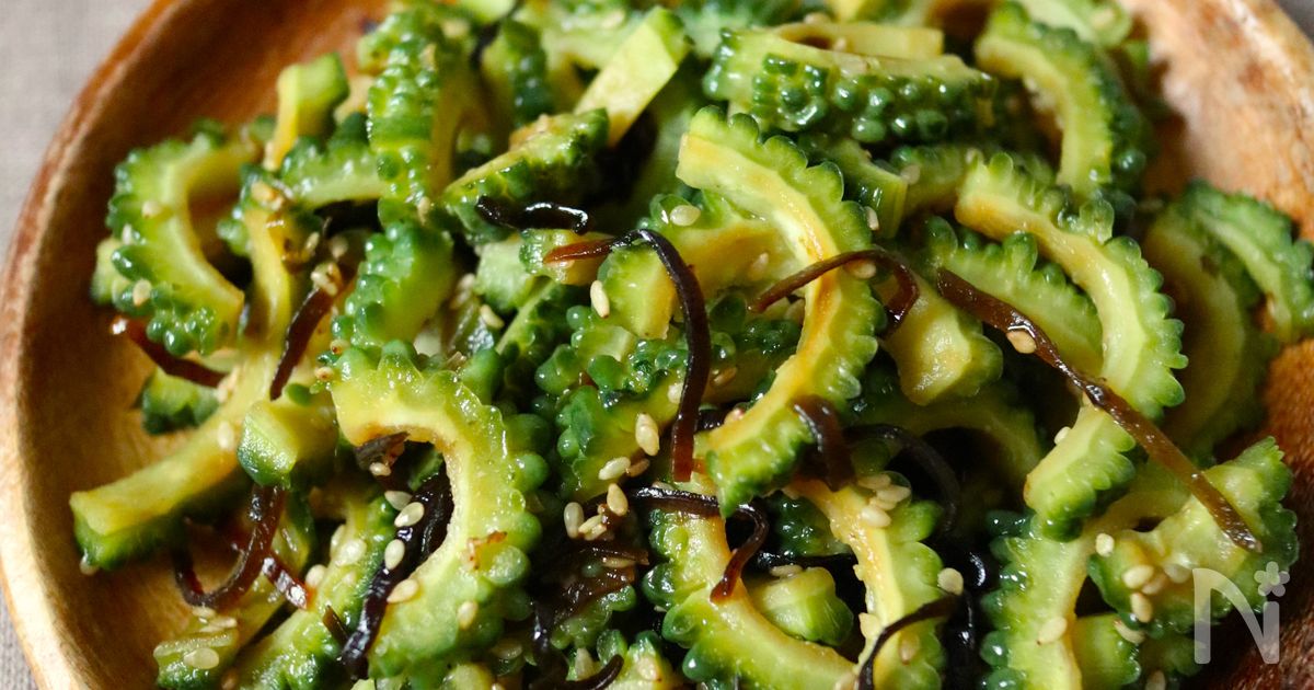 レンジで5分！【ゴーヤの胡麻塩昆布和え】胡麻油香る♩