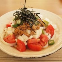 ひんやり♪トマトとオクラの冷やしうどん