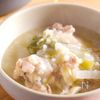 鍋で煮るだけ【体にやさしい手羽元の参鶏湯】