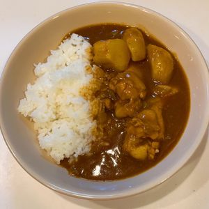 みわの作ってみた!投稿(お肉ほろほろ♩我が家の手羽元カレー)