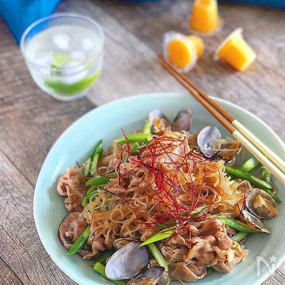 うま味ぜんぶ吸い！『あさりと豚肉のビーフン』