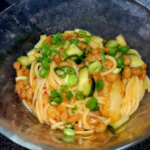 ヴェルの作ってみた!投稿(5分やみつきおつまみ【納豆の旨辛サラダスパ】)