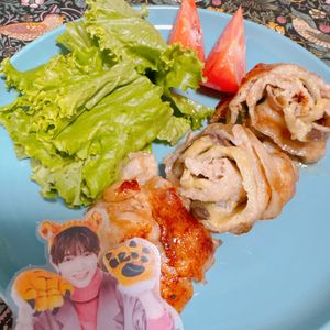 しめかずの作ってみた!投稿(【生焼け回避!絶品♡︎豚バラの茄子チーズロール】簡単/時短)