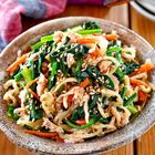 【煮物以外にも！】人気の「切り干し大根サラダ3選」節約できてやみつき食感！｜編集部おすすめレシピ