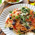 夏の誘惑【フレッシュトマトとなすのツナパスタ】