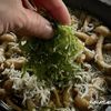 手軽な和食材で作る！きのこのアヒージョの工程12