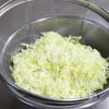 やみつき♡【春キャベツのおかか味噌マヨサラダ】レンジで簡単！の工程2