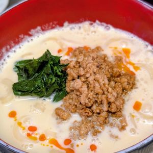 まゆのの作ってみた!投稿(肉みそたっぷり豆乳担々うどん)