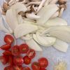 煮込み10分！鯖の水煮缶でアクアパッツァ風の工程1