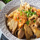 【ご飯が進む】鶏むね肉とレンチンごぼうの甘辛ごま炒め！