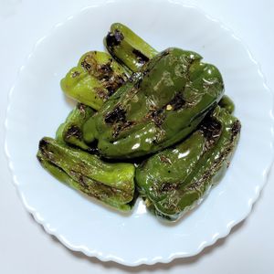 ふうかの作ってみた!投稿(ピーマン丸ごと！「焼きピーマンの焦がし醤油和え」)