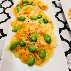 ちひろの作ってみた!投稿(材料2つ!パリパリ枝豆チーズ)