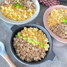 離乳食完了期〜｜しっとり鶏そぼろとふわふわ炒り卵の二色丼