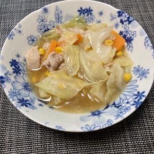 1063469の作ってみた!投稿(【豚バラキャベツの味噌バターコーンスープ】反則級に旨い♡)