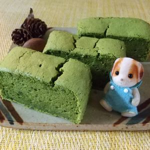 チョロリスの作ってみた!投稿(ふわんふわん♪米粉の抹茶シフォンパウンド【乳製品・小麦不使用)