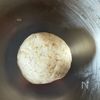 伸ばして焼くだけ!【米粉白ごまクラッカー】の工程2