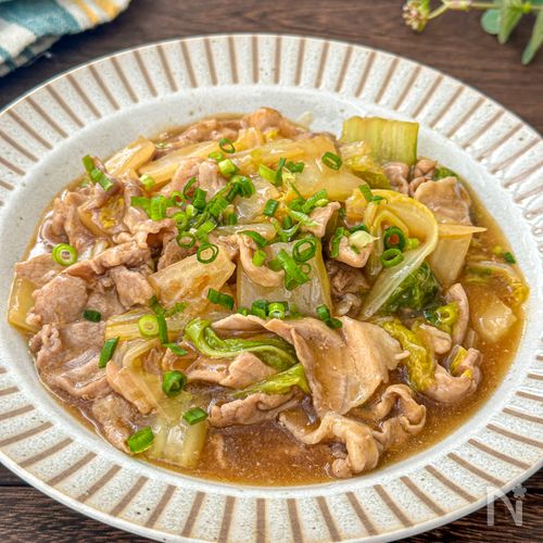ご飯がすすむ♪【豚こまと白菜の生姜とろとろ煮】