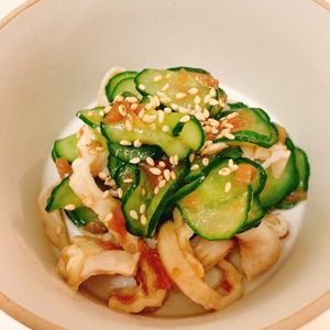 りんの作ってみた!投稿(鶏皮ときゅうりの梅肉和え)