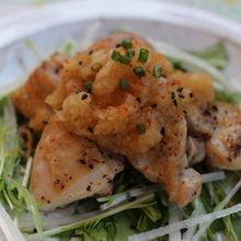 鶏もも肉の大根おろし和え