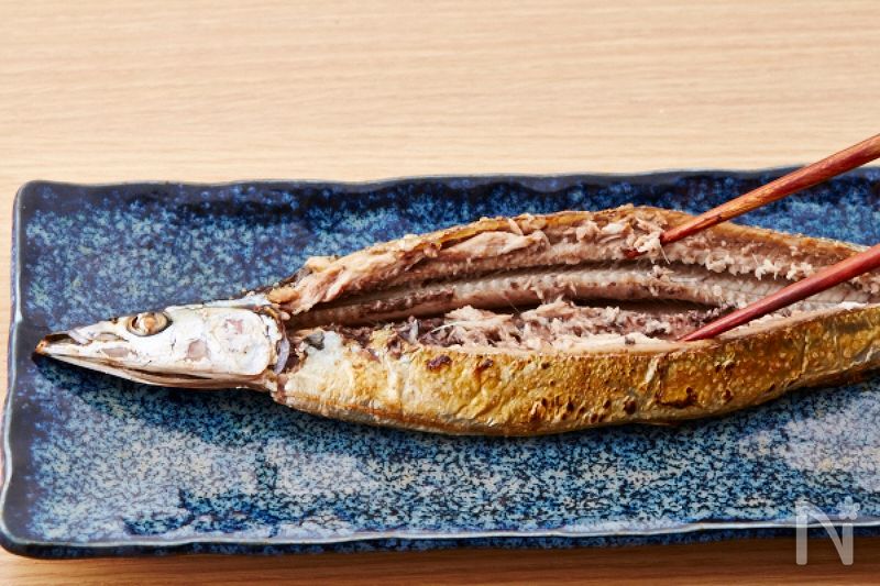 旬の今こそ覚えたい さんまの骨をきれいに外して食べる方法 レシピサイト Nadia ナディア プロの料理家のおいしいレシピ